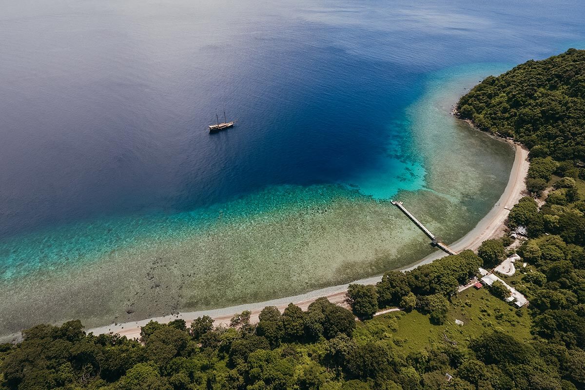 Adelaar Charters Cruising Indonesia