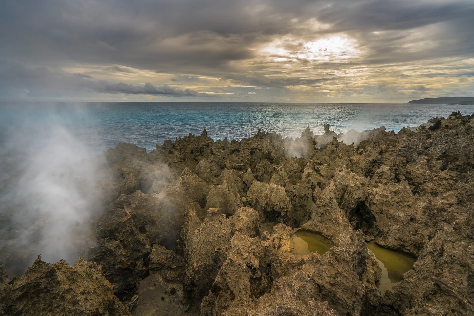 Blowholes trekking in Christmas Island 