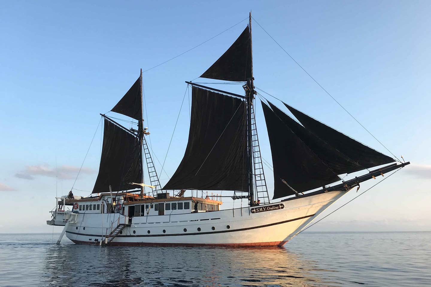 Dive cruises in Indonesia with Ondina Liveaboard
