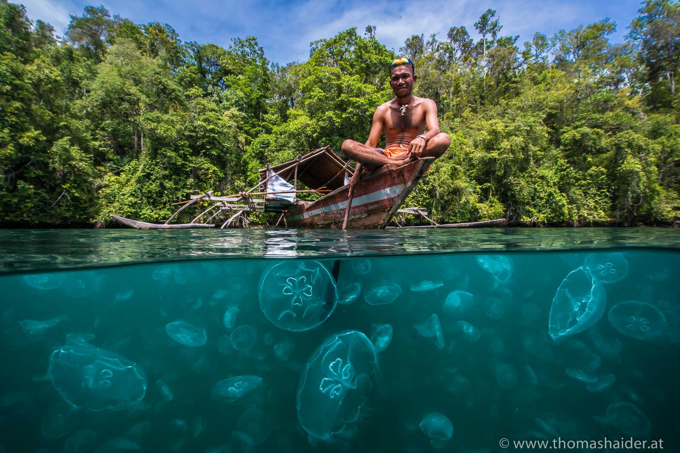 Excursion to Jellyfish lake with Papua Explorers Resort