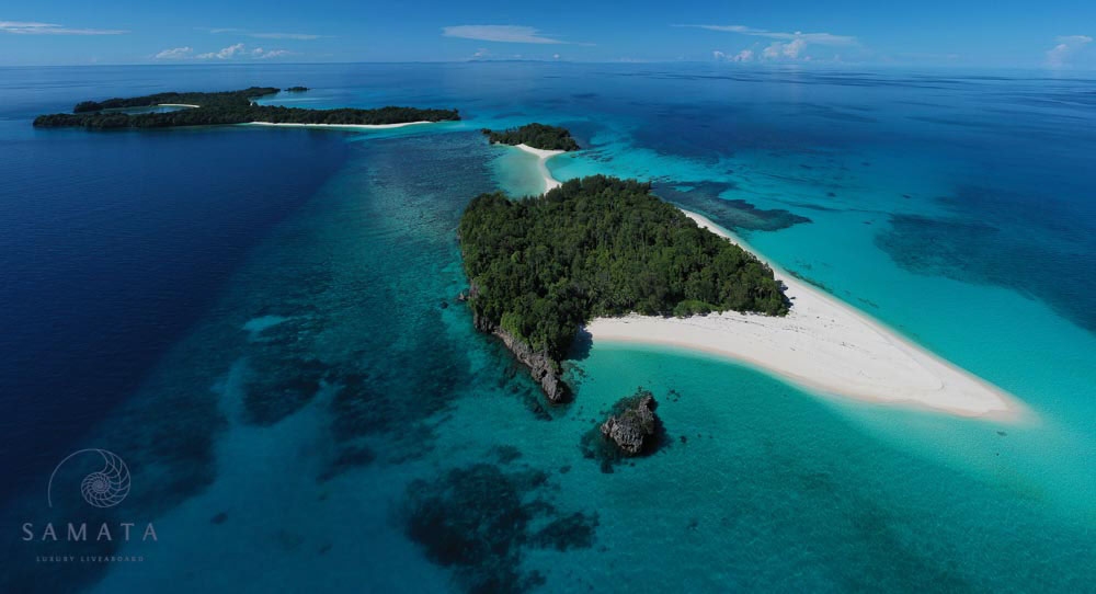 Samata luxury liveaboard in Banda Sea