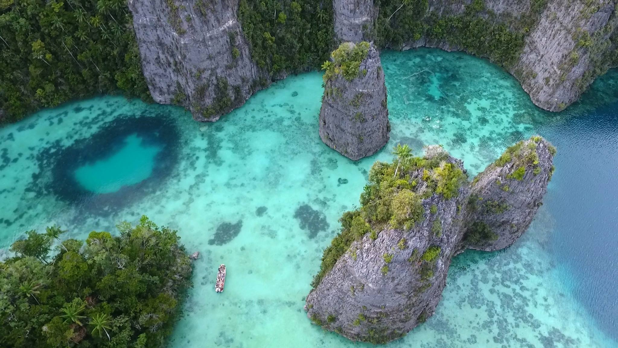 Dive cruises in Indonesia with Seven Seas 