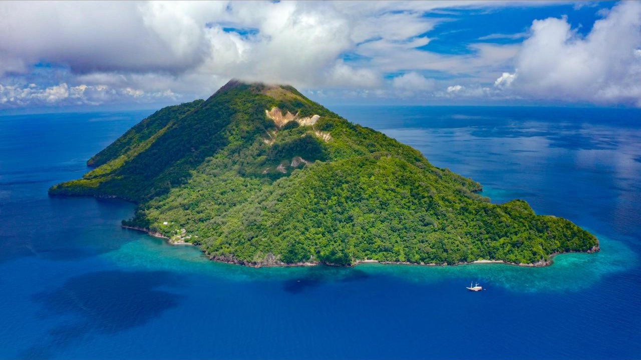 Dive cruises in Indonesia with Seven Seas 