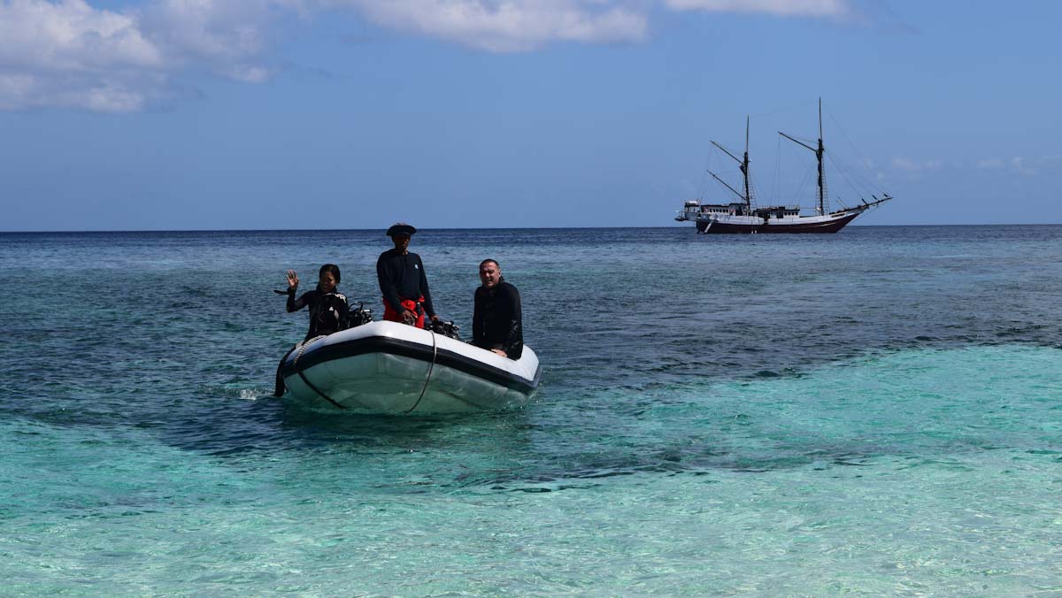 Ondina liveaboard scuba diving in Togean