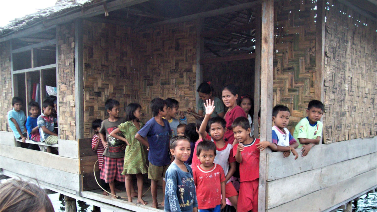 Bajau kids in a Bajau school village