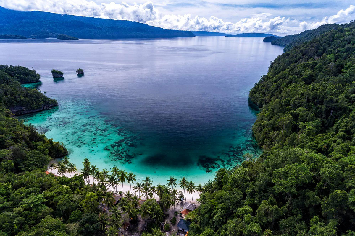 Location of Triton Bay Divers Resort in Indonesia