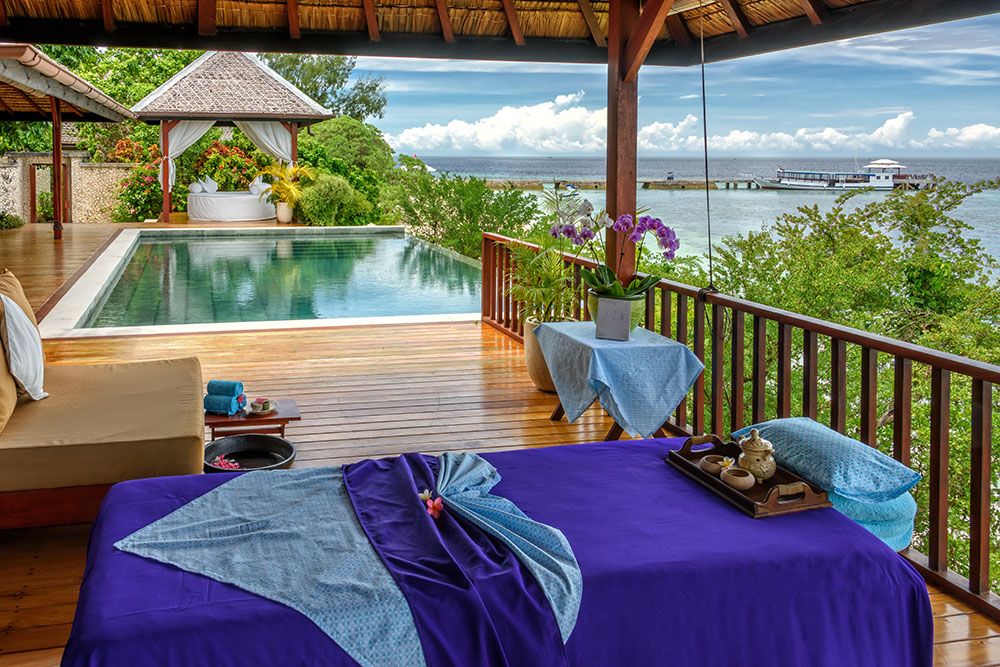 One-bedroom villa spa at Wakatobi Dive Resort